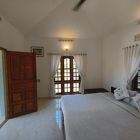 Oriole Homestay Теккади Экстерьер фото
