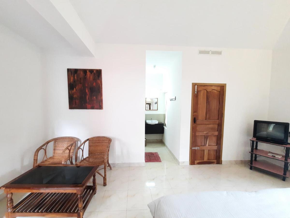 Oriole Homestay Теккади Экстерьер фото