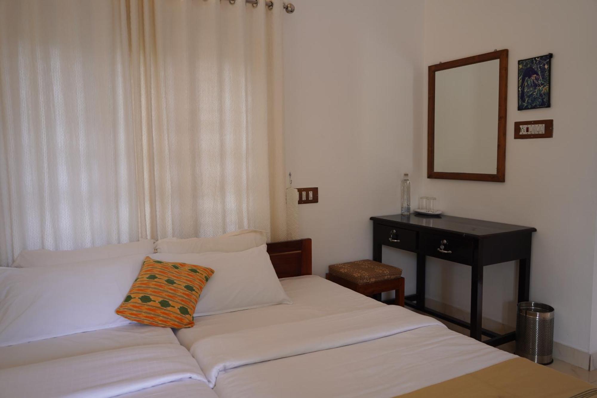 Oriole Homestay Теккади Экстерьер фото