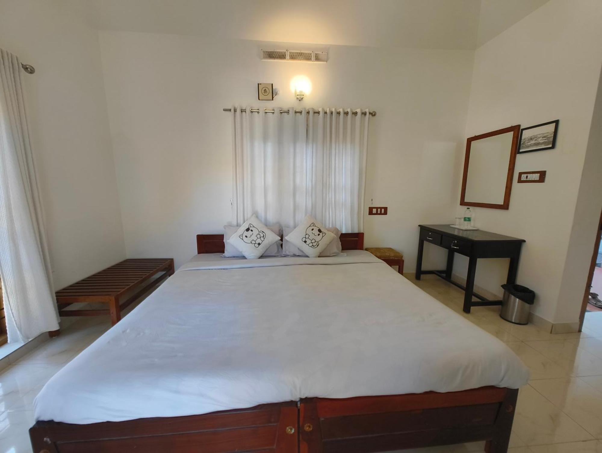 Oriole Homestay Теккади Экстерьер фото