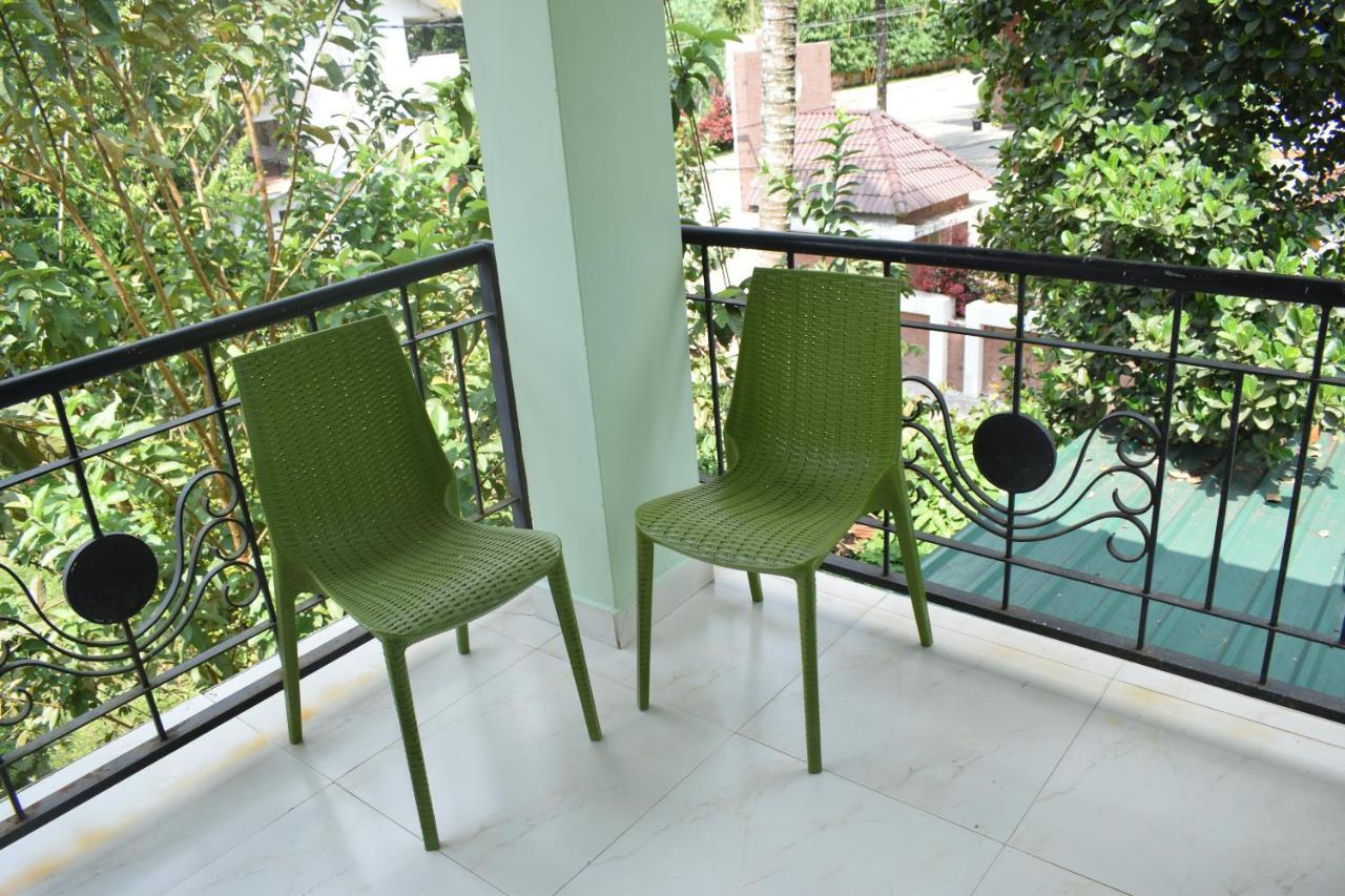 Oriole Homestay Теккади Экстерьер фото